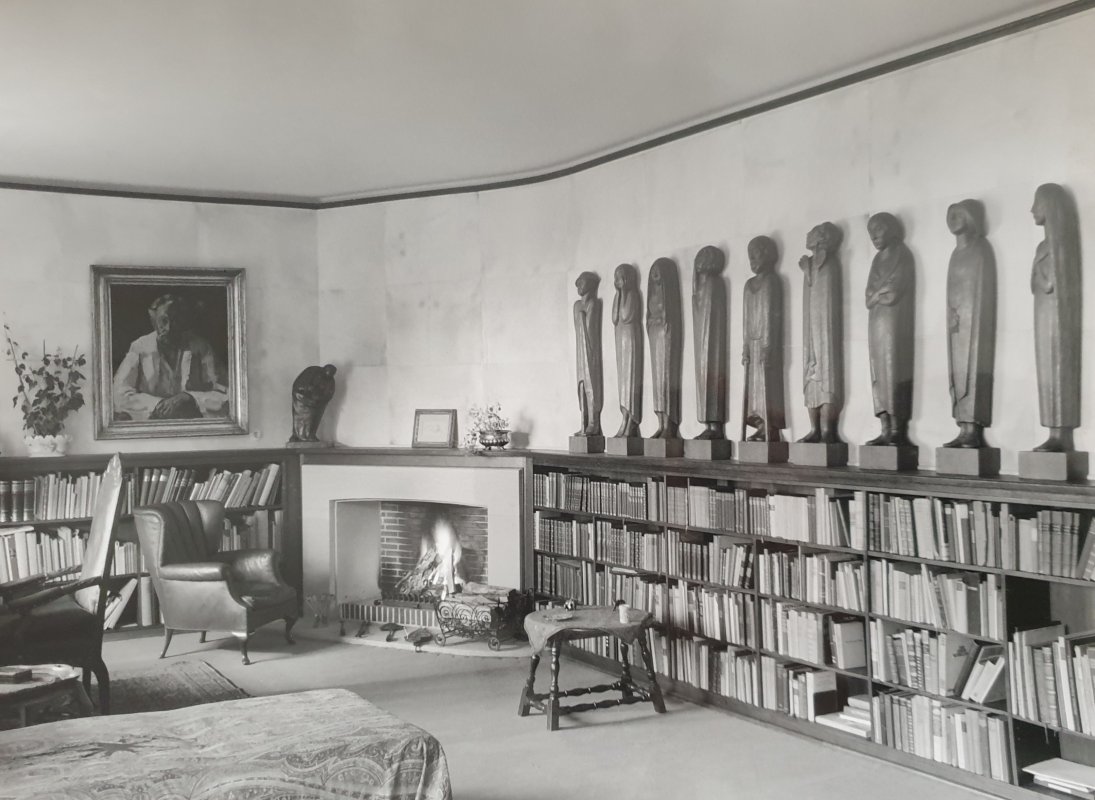 Barlach-Werke im Hause Reemtsma, 1955, Foto: Charlotte Rohrbach