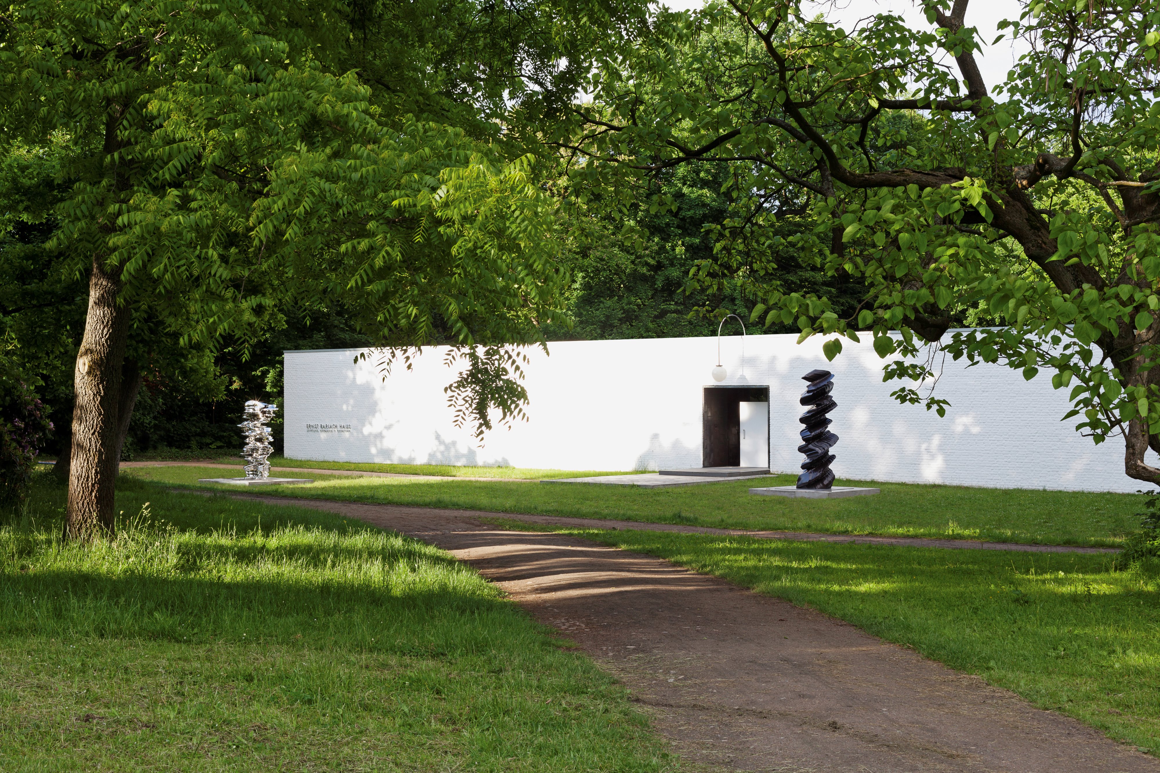Tony Cragg. Against the grain / Ernst Barlach Haus